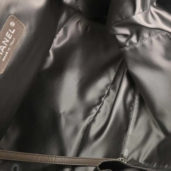 Chanel Black Lambskin Mademoiselle Lock Handbag - Picture 7 of 9